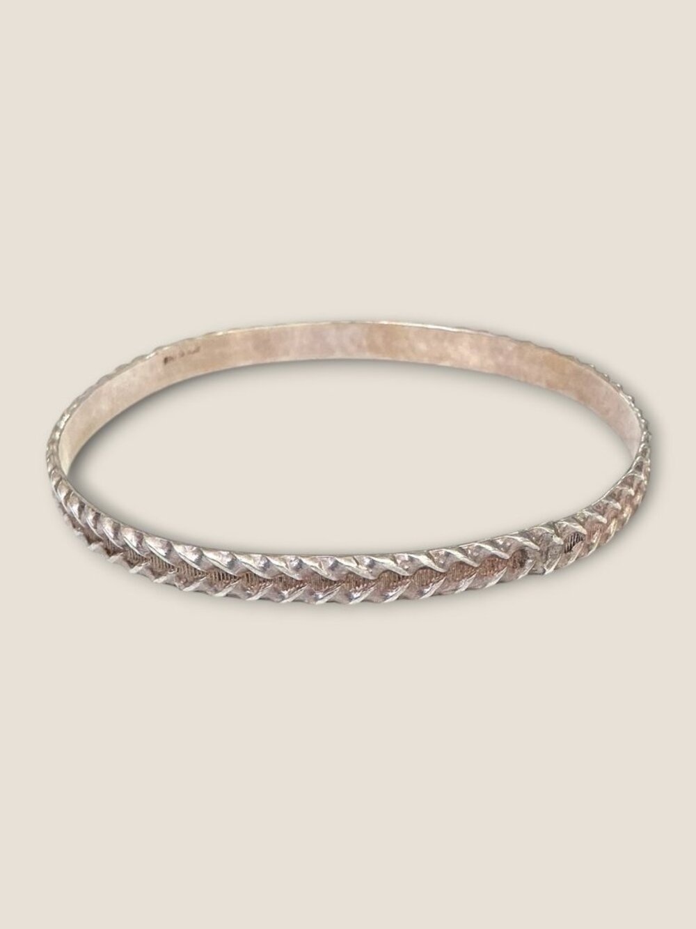 Vintage Sterling Silver Fish Scale Design Bangle 2.5" Diameter 10g - Picture 7 of 8
